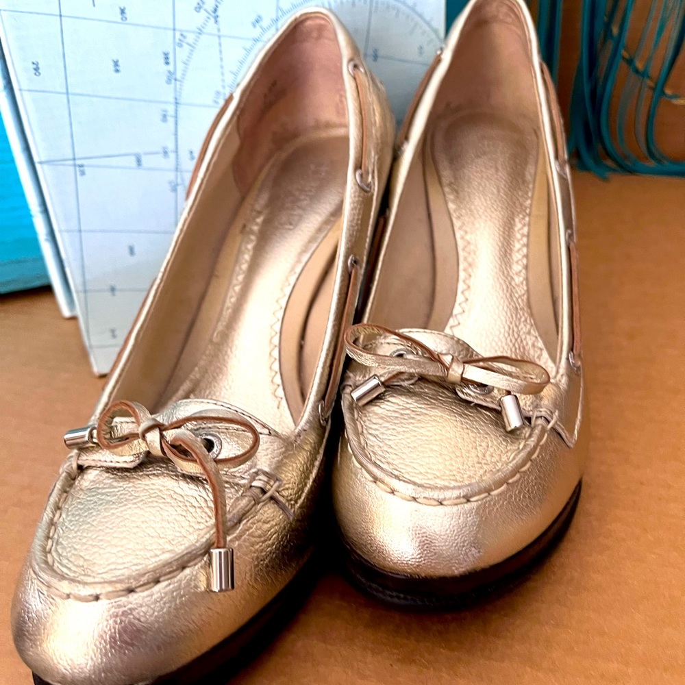 Cunard Platinum Sperry 9.5 Wedge Boat Shoes!